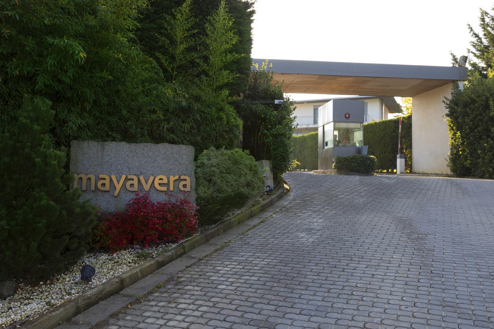 MAYAVERA